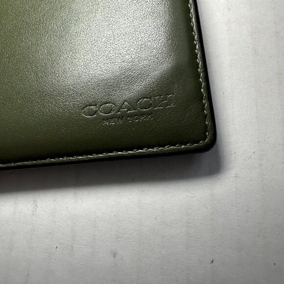 Coach Green Leather Wallet - Picture 2 of 5